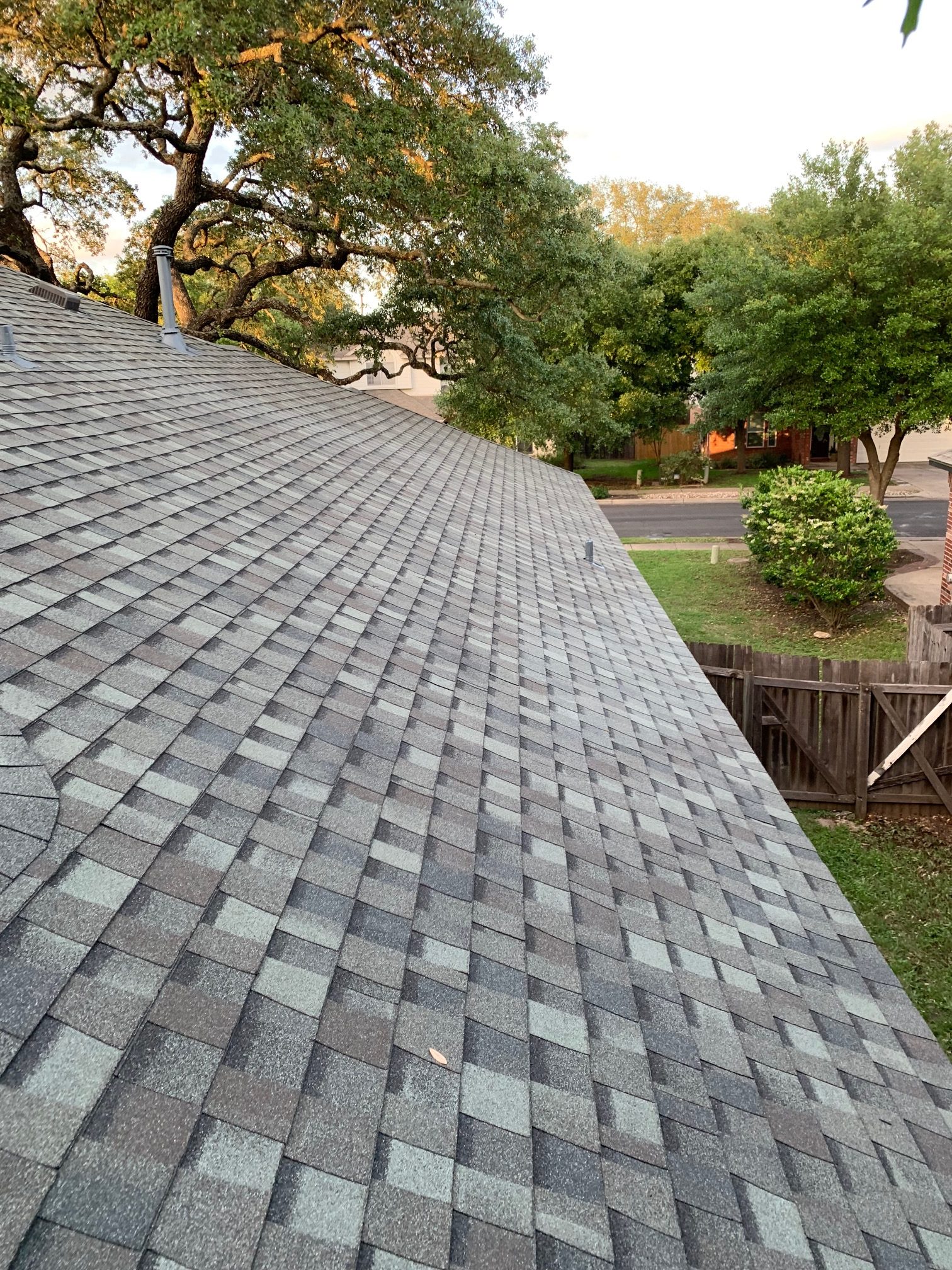 How To Pick A Shingle Color For Your Roof Acura Roofing Inc.